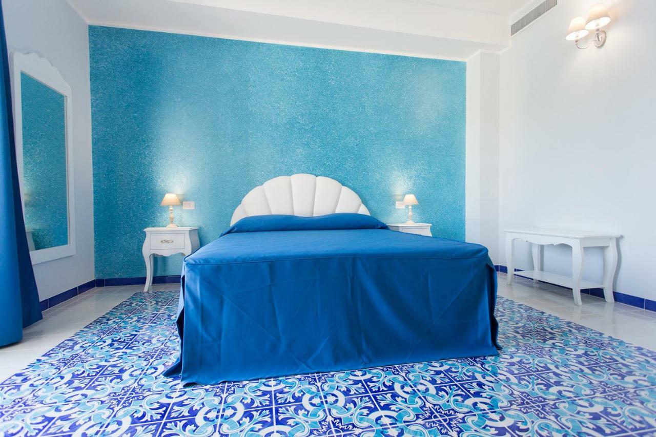 Odysseus Hotel Lipari  Exterior photo