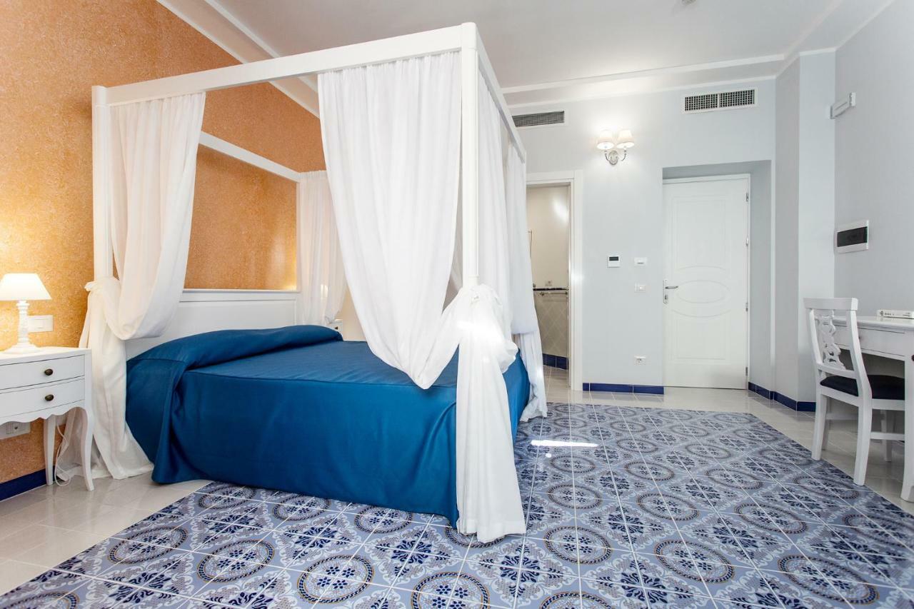 Odysseus Hotel Lipari  Exterior photo