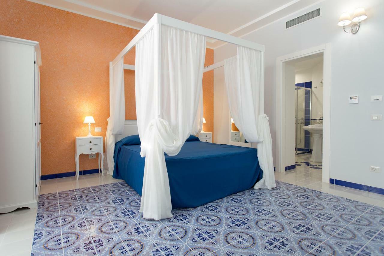 Odysseus Hotel Lipari  Exterior photo