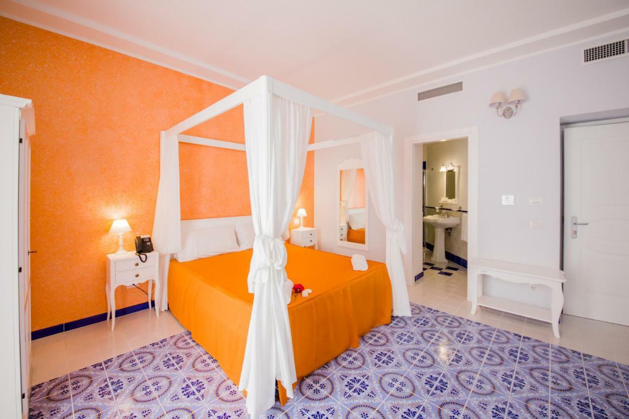 Odysseus Hotel Lipari  Exterior photo