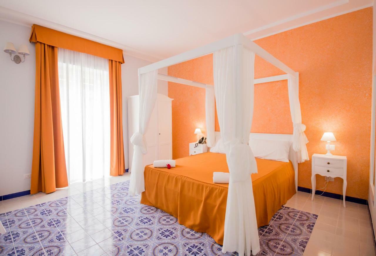 Odysseus Hotel Lipari  Exterior photo