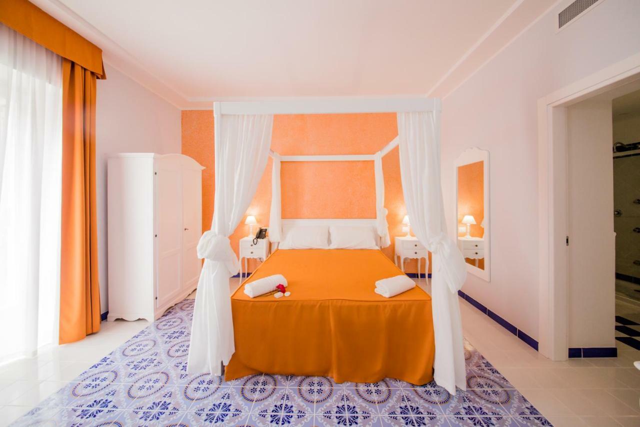 Odysseus Hotel Lipari  Exterior photo